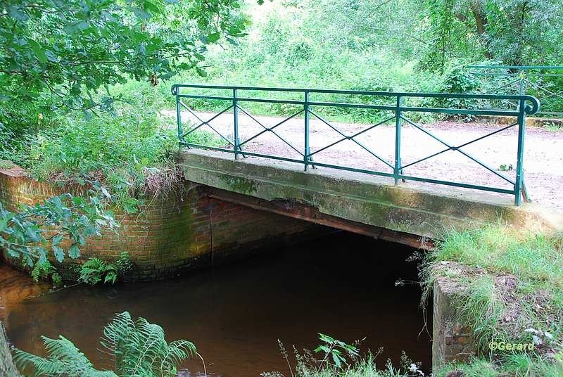 Oude brug bij de Eilandjes.JPG - Oude brug bij de Eilandjes